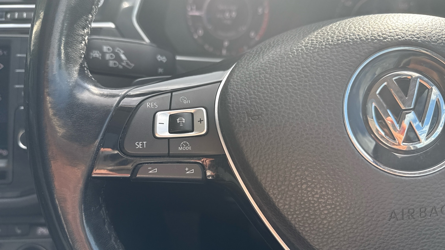 Used Volkswagen Tiguan 2017 for sale - 76984635: Photo 17