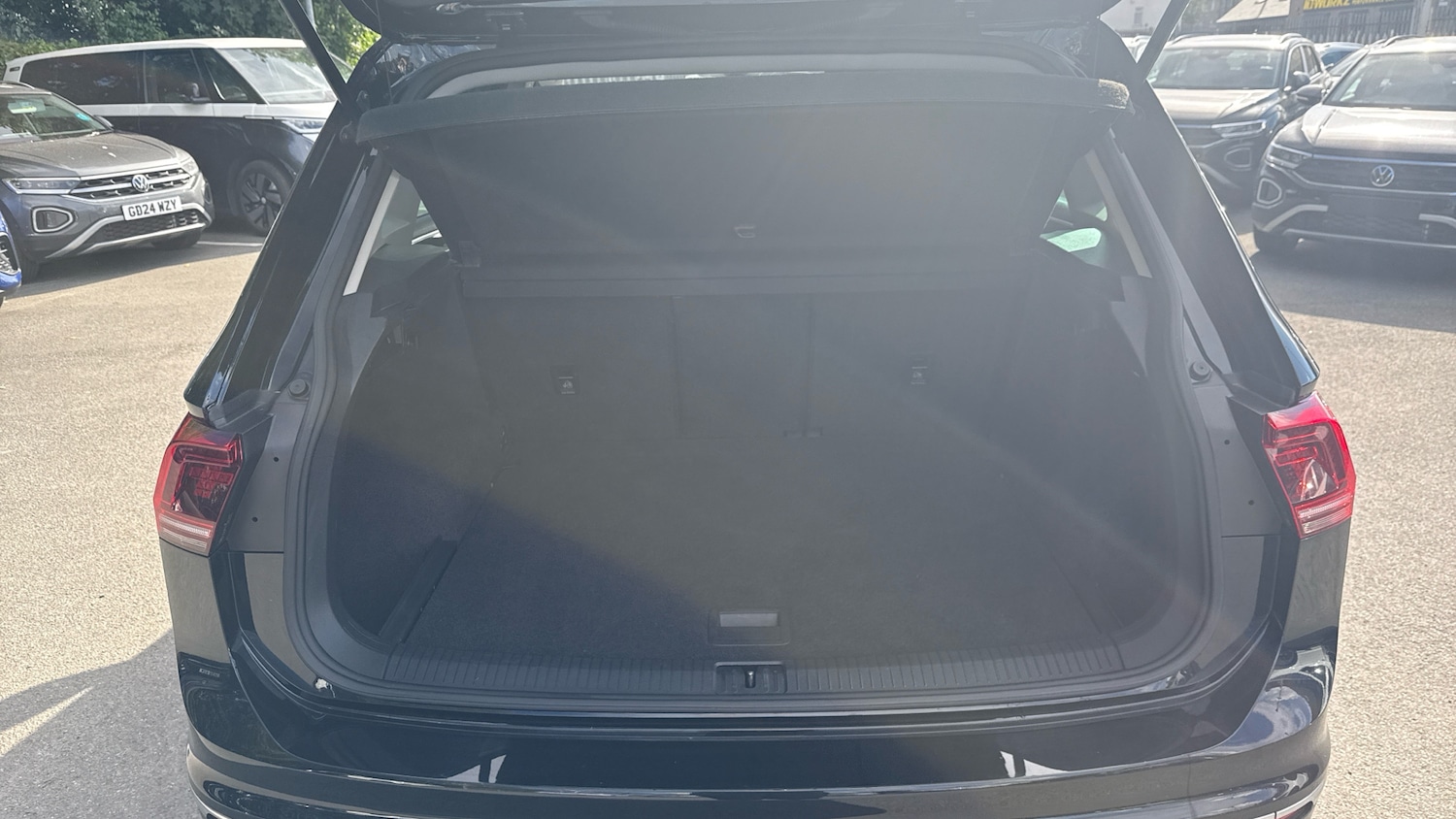 Used Volkswagen Tiguan 2017 for sale - 76984635: Photo 20