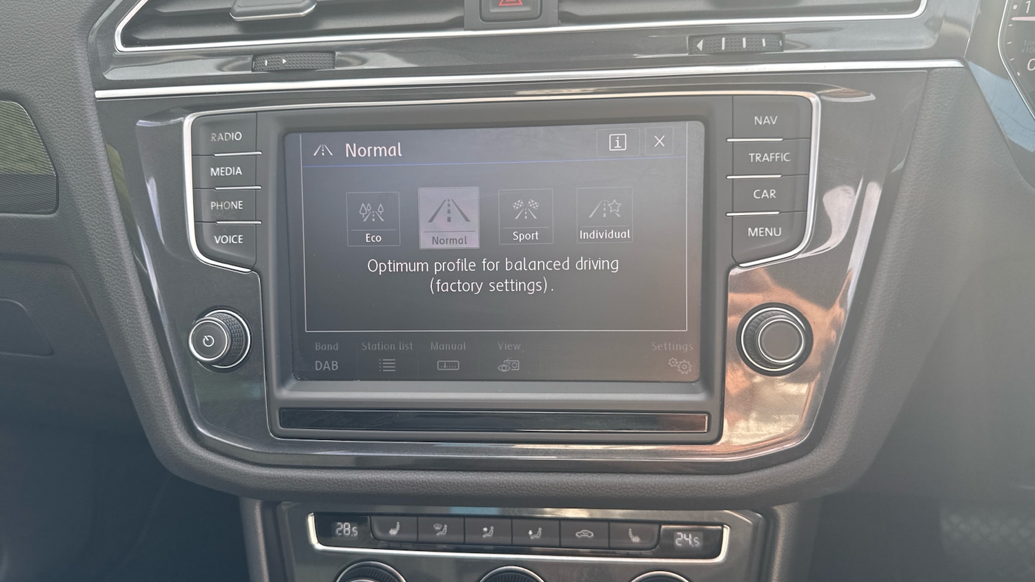 Used Volkswagen Tiguan 2017 for sale - 76984635: Photo 35