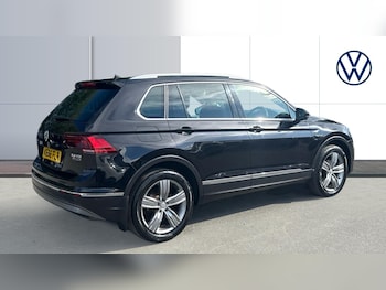 Used Volkswagen Tiguan 2017 for sale - 76984635: Photo