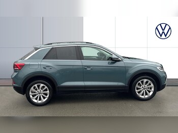 Used Volkswagen T-Roc 2025 for sale - 77461537: Photo