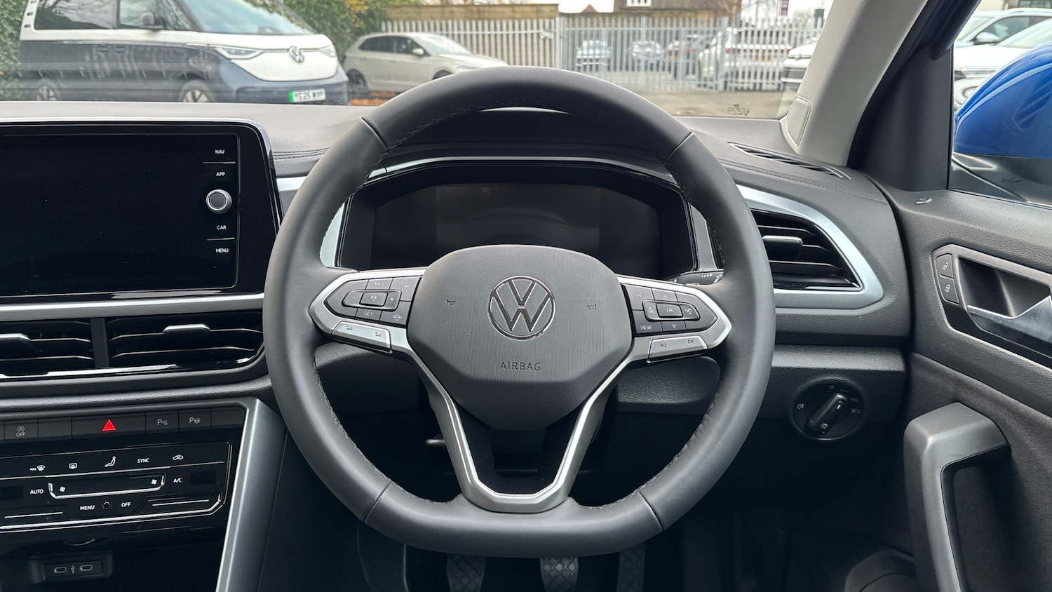 Used Volkswagen T-Roc 2025 for sale - 78011520: Photo 10