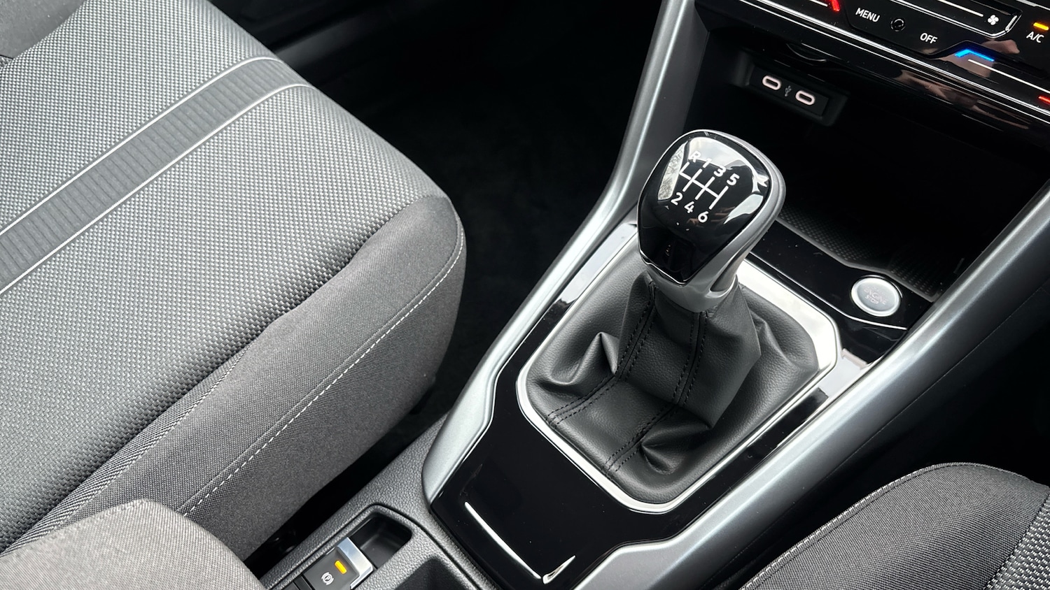 Used Volkswagen T-Roc 2025 for sale - 78011520: Photo 14