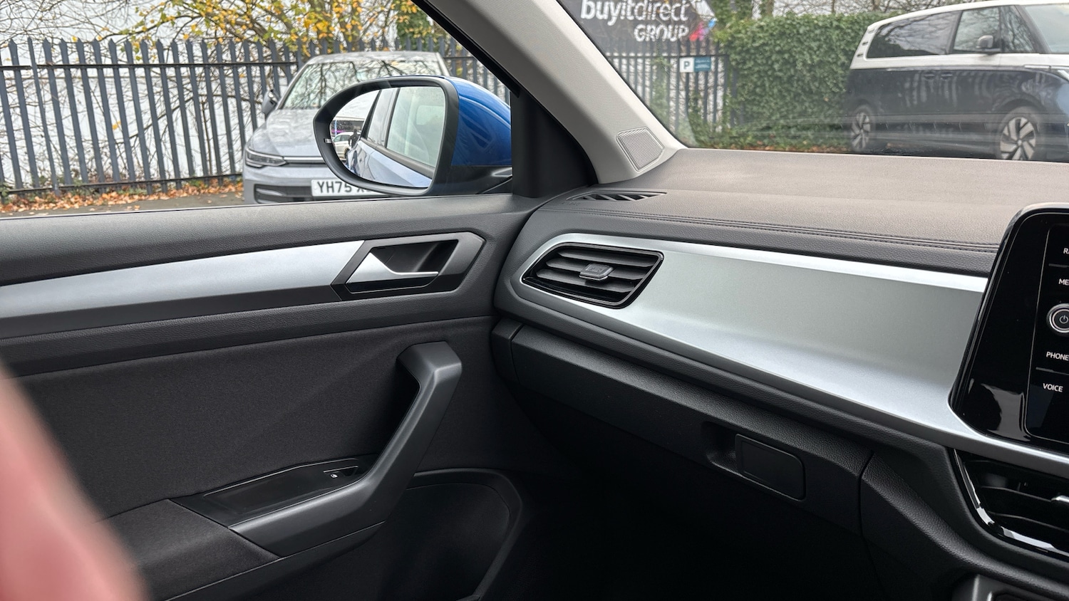 Used Volkswagen T-Roc 2025 for sale - 78011520: Photo 33