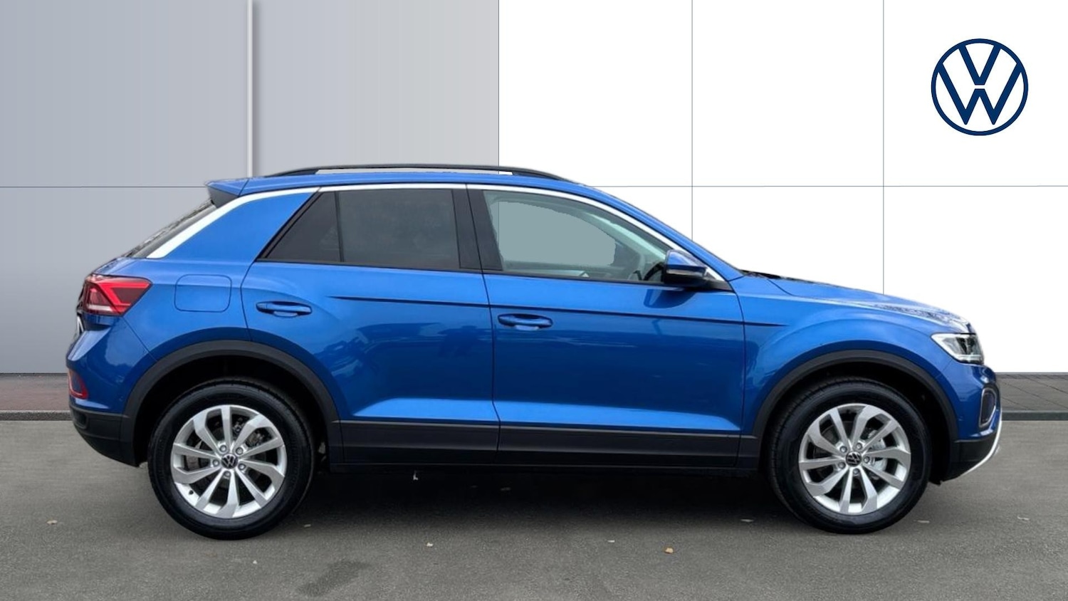 Used Volkswagen T-Roc 2025 for sale - 78011520: Photo 4
