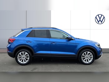 Used Volkswagen T-Roc 2025 for sale - 78011520: Photo