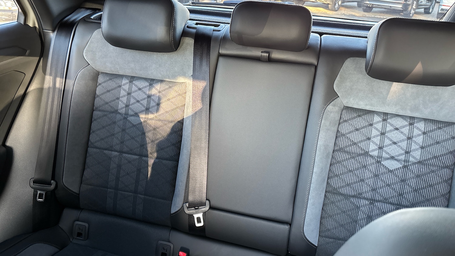 Used Volkswagen T-Roc 2025 for sale - 77687387: Photo 16