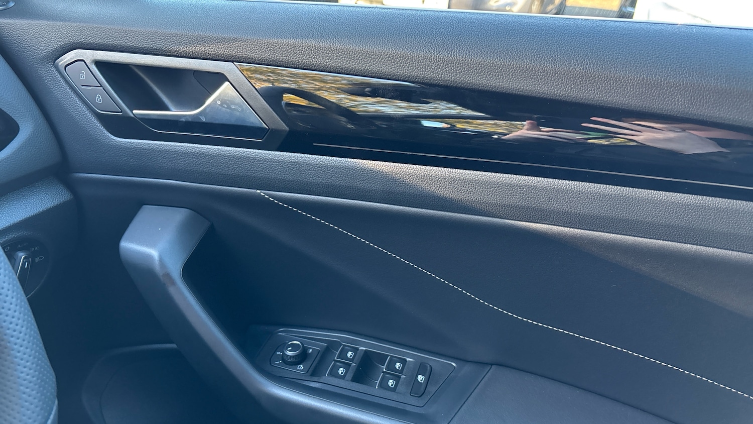 Used Volkswagen T-Roc 2025 for sale - 77687387: Photo 19