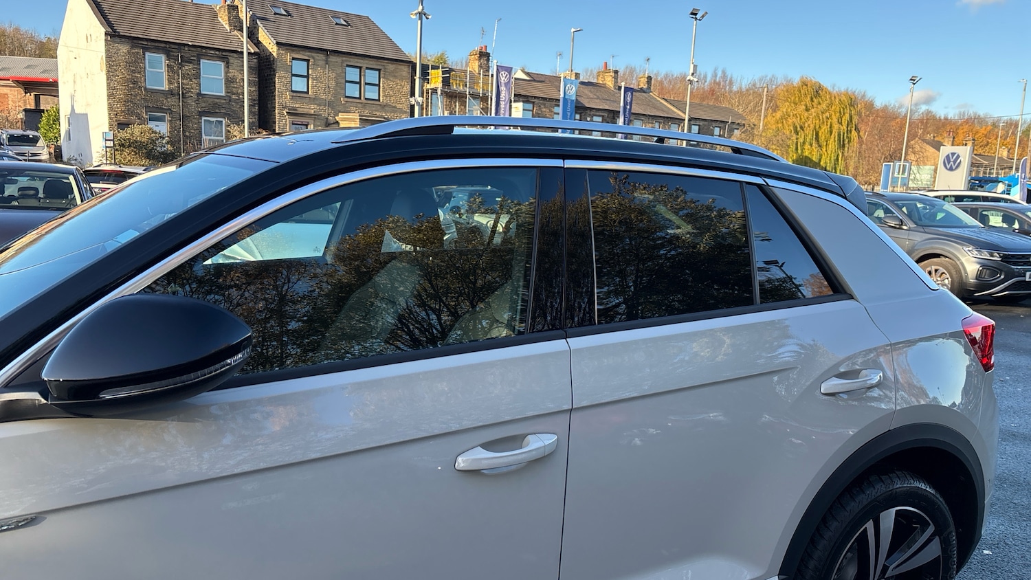 Used Volkswagen T-Roc 2025 for sale - 77687387: Photo 28