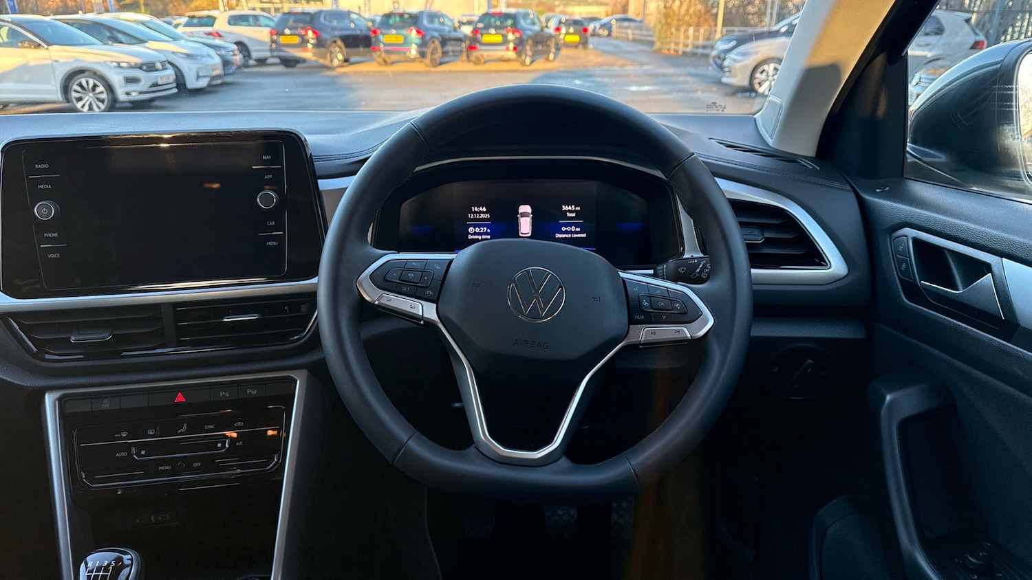 Used Volkswagen T-Roc 2025 for sale - 76892834: Photo 10