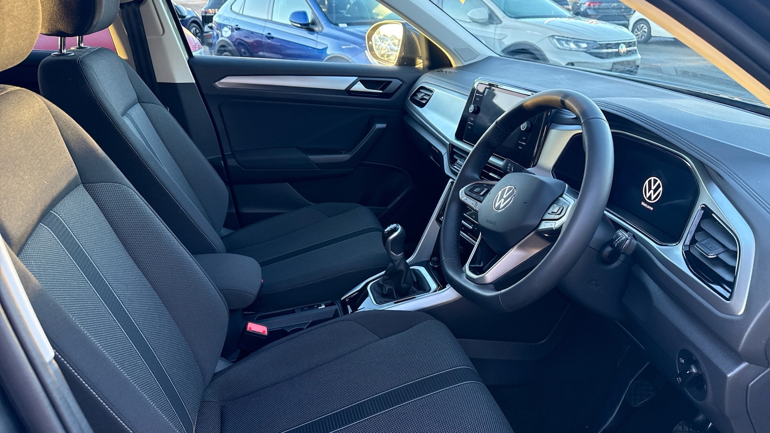 Used Volkswagen T-Roc 2025 for sale - 76892834: Photo 15