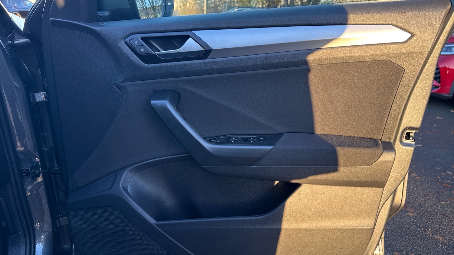 Used Volkswagen T-Roc 2025 for sale - 76892834: Photo 19