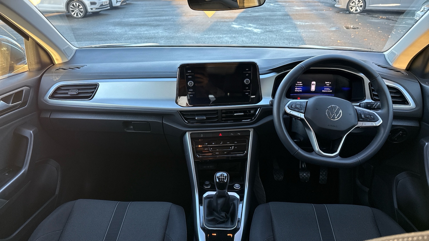 Used Volkswagen T-Roc 2025 for sale - 76892834: Photo 9