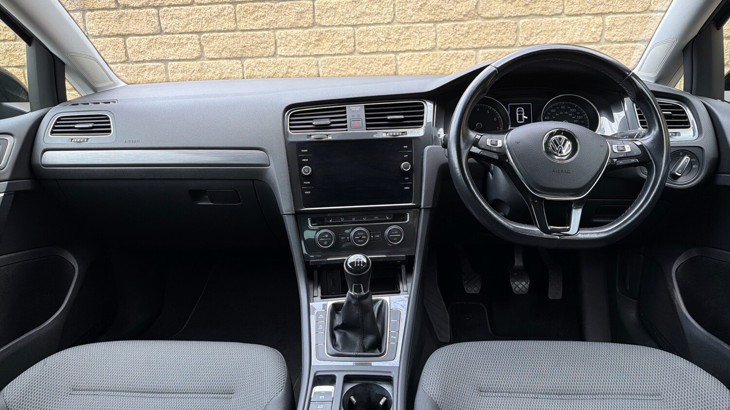 Used Volkswagen Golf 2020 for sale - 77742474: Photo 9