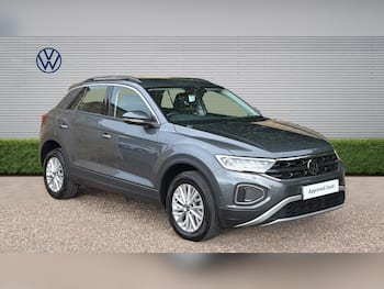 Used Volkswagen T-Roc 2023 for sale - 79813804: Photo