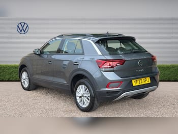 Used Volkswagen T-Roc 2023 for sale - 79813804: Photo