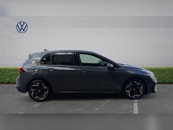 Used Volkswagen Golf 2025 for sale - 79815751: Photo