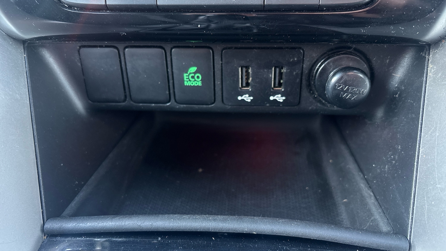 Used Mitsubishi Eclipse Cross 2019 for sale - 77337501: Photo 23