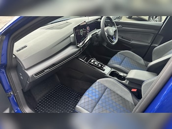 Used Volkswagen Golf 2025 for sale - 76193025: Photo