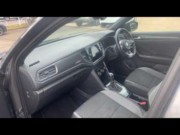 Used Volkswagen T-Roc 2021 for sale - 74801943: Photo