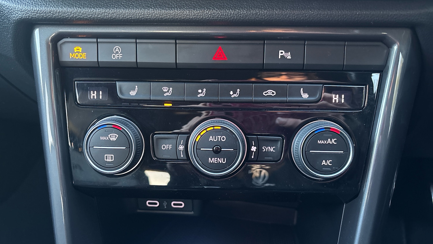 Used Volkswagen T-Roc 2021 for sale - 76650965: Photo 13