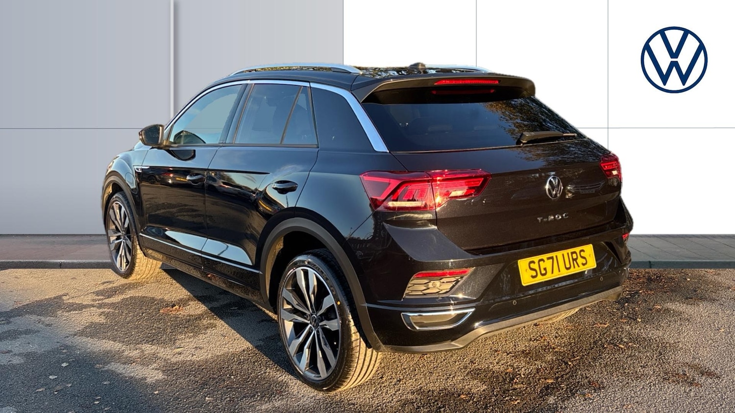 Used Volkswagen T-Roc 2021 for sale - 76650965: Photo 3