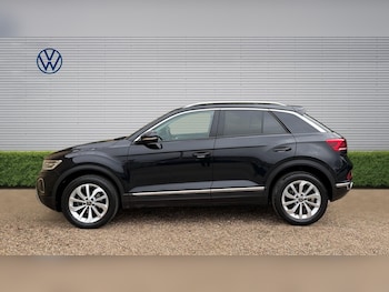 Used Volkswagen T-Roc 2023 for sale - 77776151: Photo