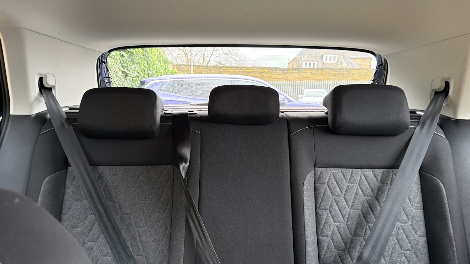 Used Volkswagen T-Cross 2024 for sale - 77663327: Photo 16