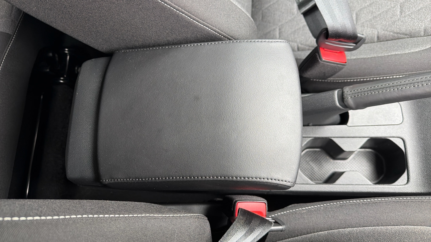 Used Volkswagen T-Cross 2024 for sale - 77663327: Photo 29