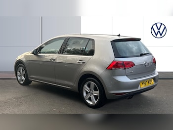 Used Volkswagen Golf 2017 for sale - 76784811: Photo
