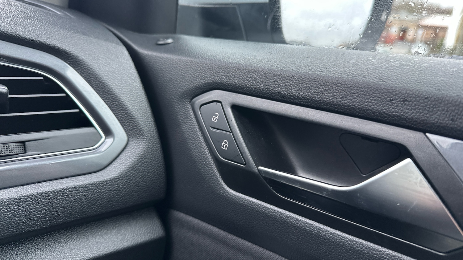 Used Volkswagen T-Roc 2021 for sale - 76784799: Photo 39