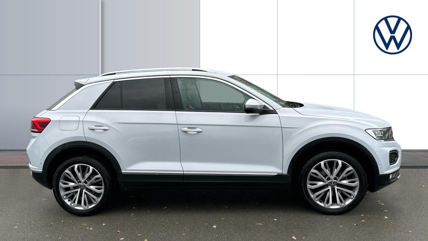 Used Volkswagen T-Roc 2021 for sale - 76784799: Photo 4
