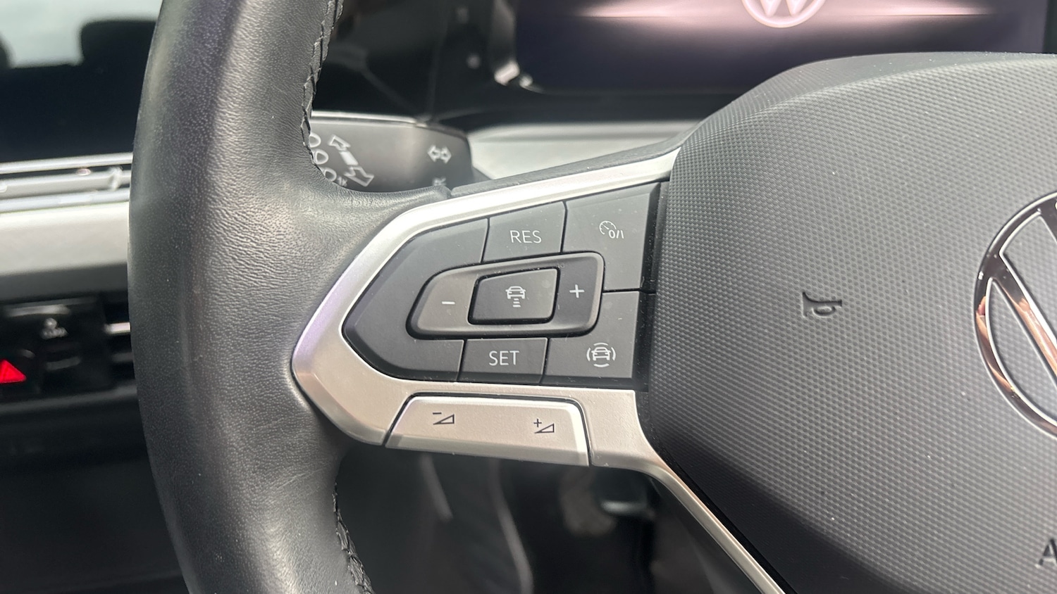Used Volkswagen Golf 2023 for sale - 76120109: Photo 17