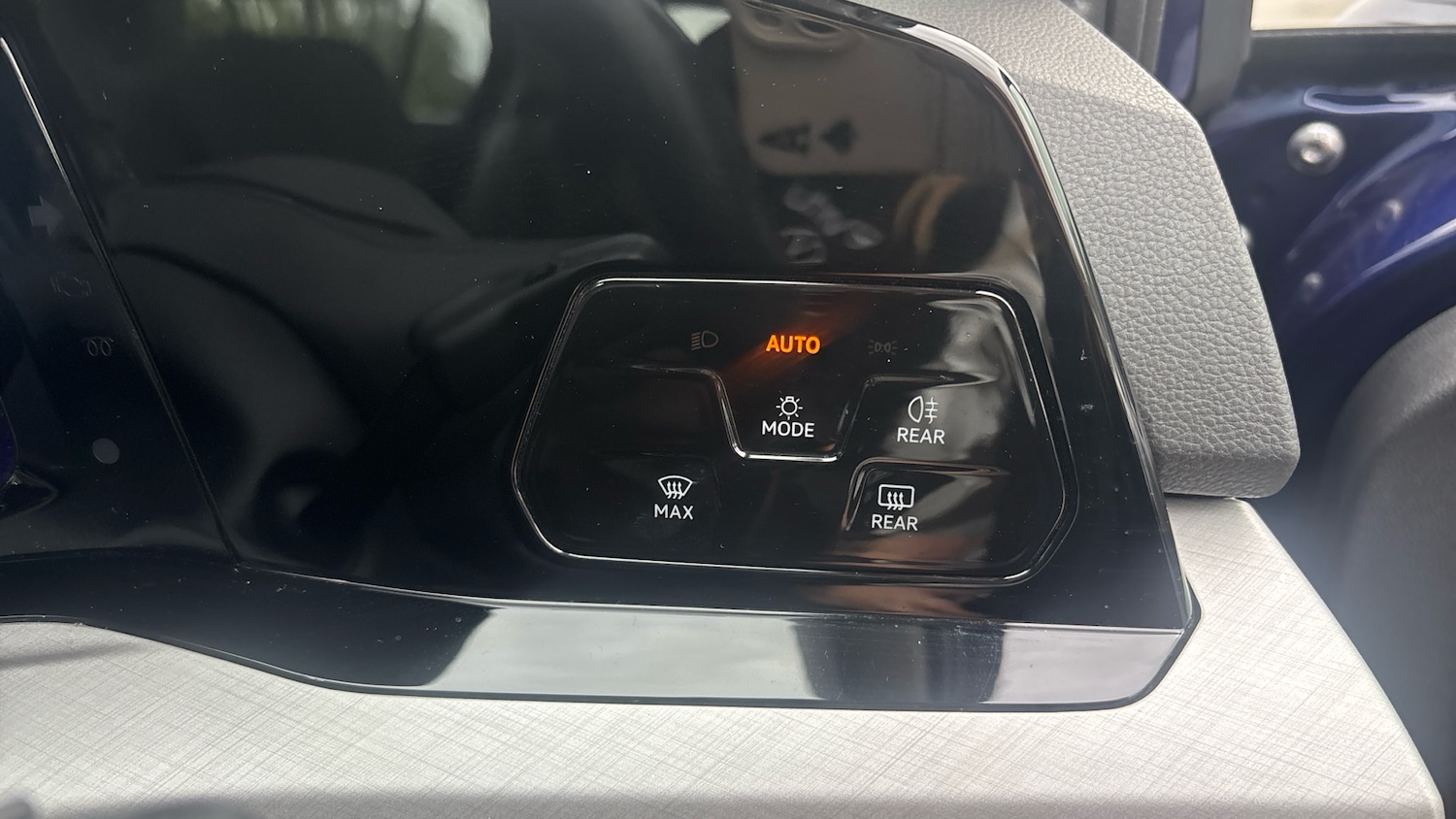 Used Volkswagen Golf 2023 for sale - 76120109: Photo 22