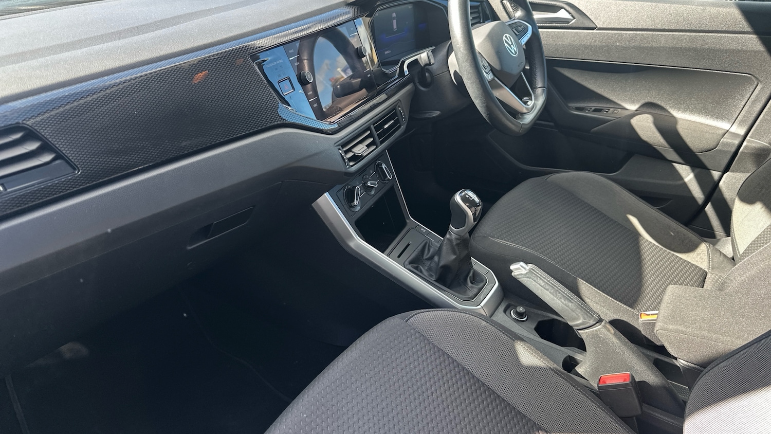 Used Volkswagen Polo 2021 for sale - 75975084: Photo 2