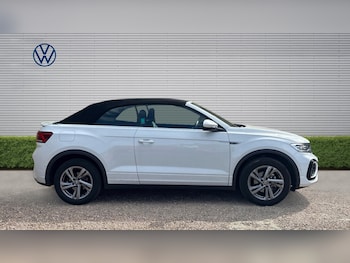 Used Volkswagen T-Roc 2025 for sale - 78325386: Photo