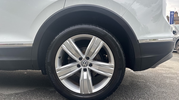 Used Volkswagen Tiguan 2020 for sale - 76115772: Photo 5