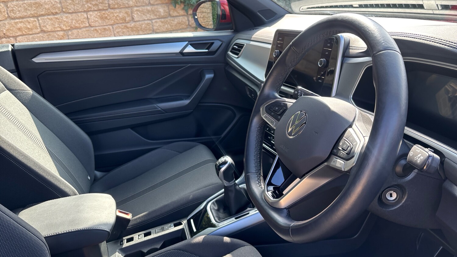 Used Volkswagen T-Roc 2023 for sale - 78093407: Photo 15