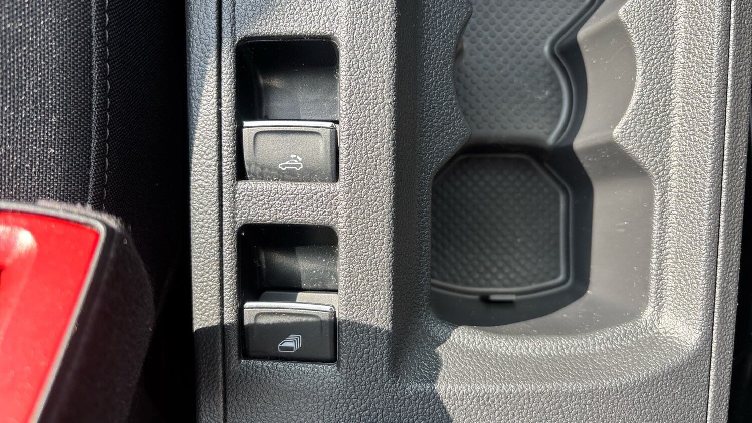 Used Volkswagen T-Roc 2023 for sale - 78093407: Photo 27