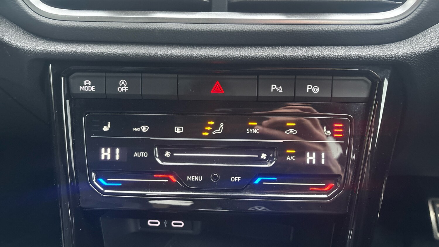 Used Volkswagen T-Roc 2022 for sale - 77590292: Photo 13