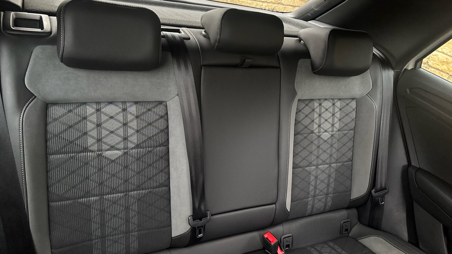 Used Volkswagen T-Roc 2022 for sale - 77590292: Photo 16