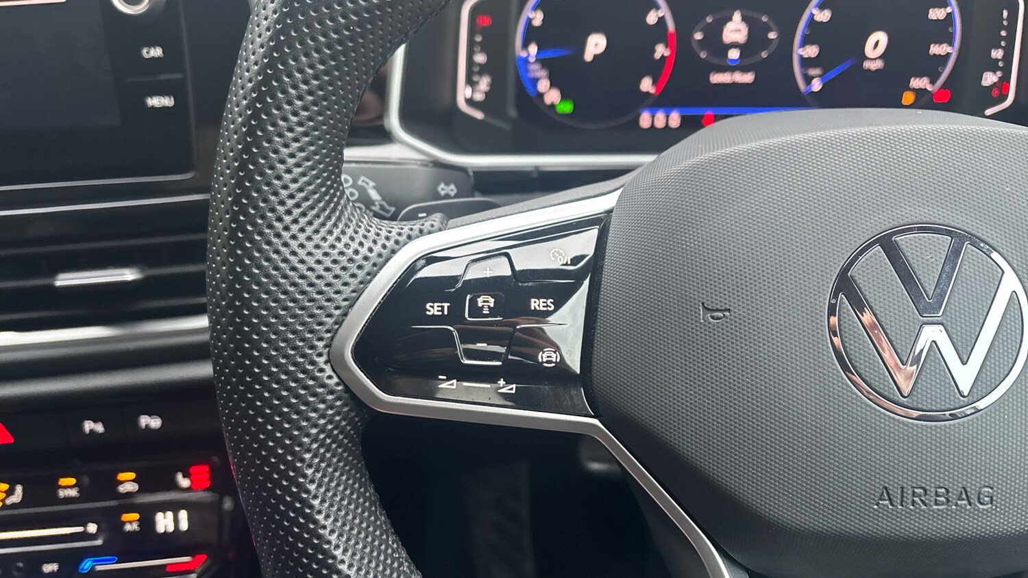 Used Volkswagen T-Roc 2022 for sale - 77590292: Photo 17