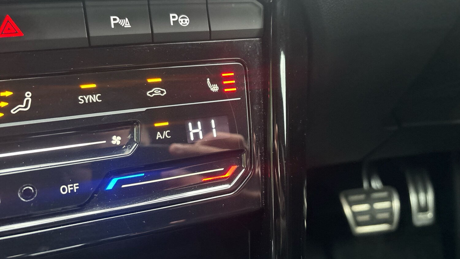 Used Volkswagen T-Roc 2022 for sale - 77590292: Photo 21