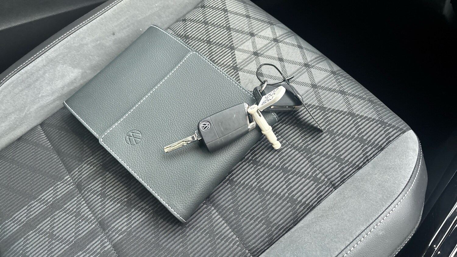 Used Volkswagen T-Roc 2022 for sale - 77590292: Photo 29