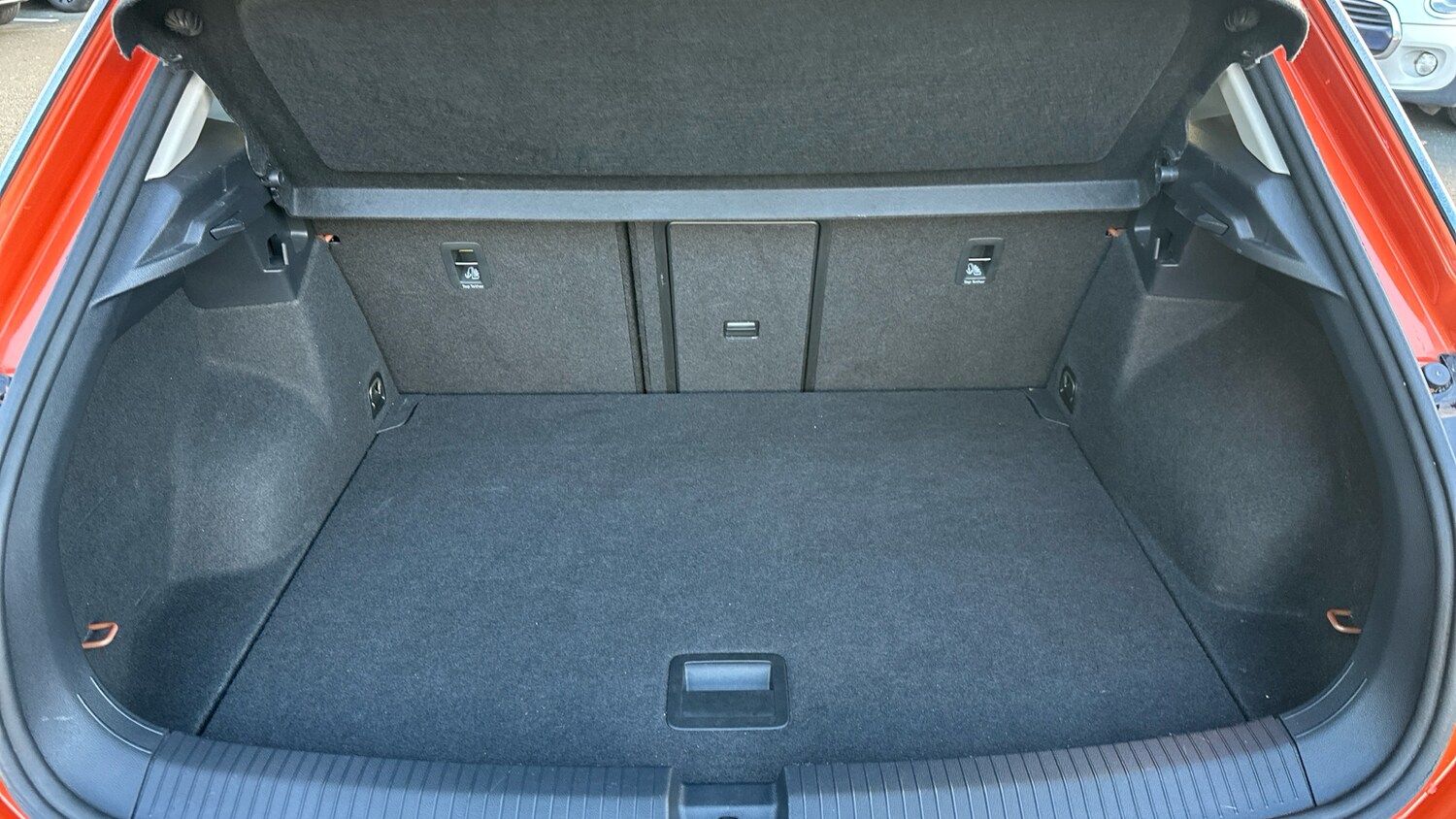 Used Volkswagen T-Roc 2018 for sale - 76494392: Photo 20