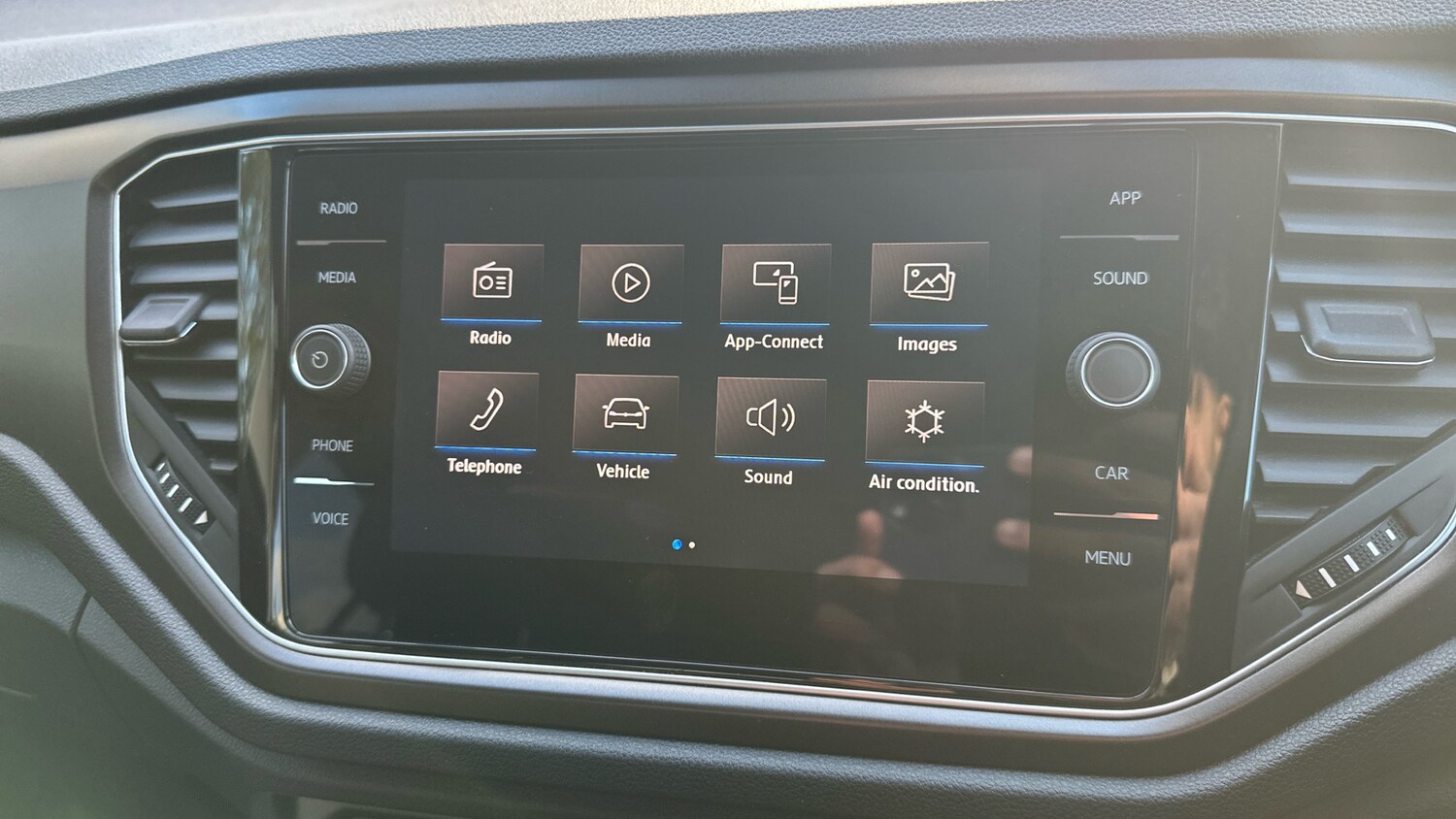 Used Volkswagen T-Roc 2018 for sale - 76494392: Photo 23