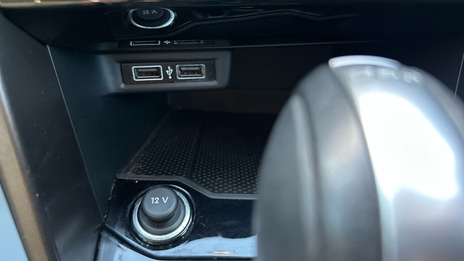 Used Volkswagen T-Roc 2018 for sale - 76494392: Photo 28