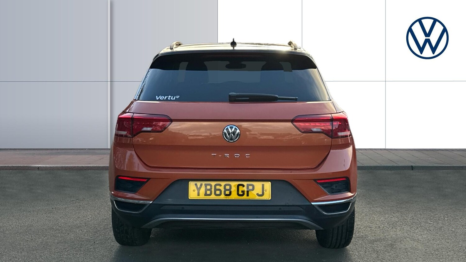 Used Volkswagen T-Roc 2018 for sale - 76494392: Photo 8