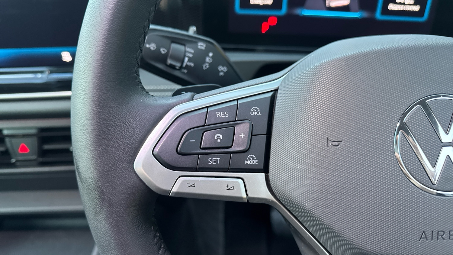 Used Volkswagen Tiguan 2024 for sale - 77643622: Photo 17