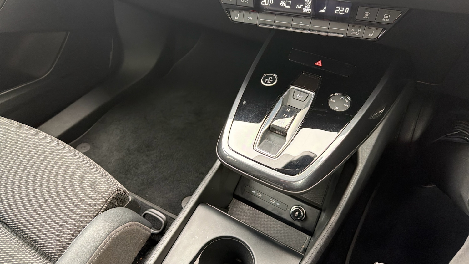 Used Audi Q4 e-tron 2023 for sale - 78198659: Photo 13